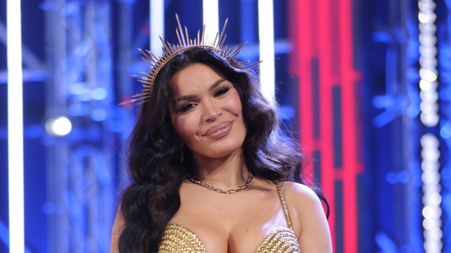 Sint Maarten contestant portrait